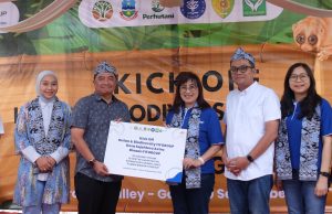 Direktur FIFGROUP, Esther Sri Harjati