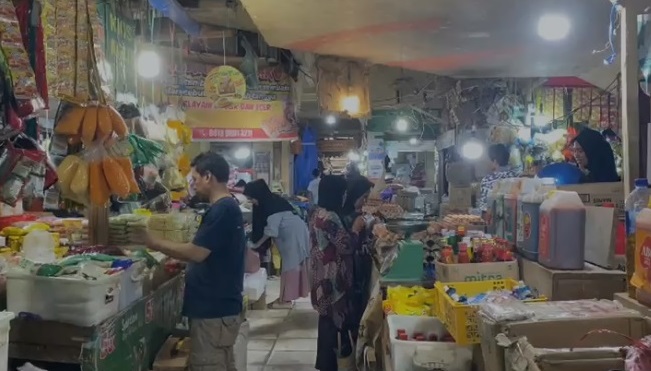 Harga Cabe Dan Tomat di Pasar