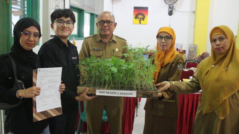 Penerima Bibit Tanaman Pangan Program Urban Farming