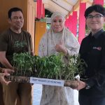 SMPN 20 Kendari Terima 150 Bibit Cabai dan Tomat. (Dok/Sultrarv.id)